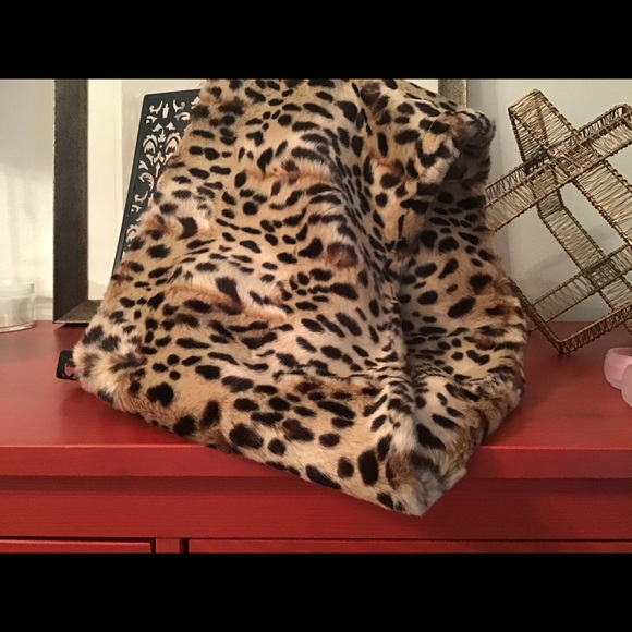 ASOS Neck Wrap - Picture 7 of 10